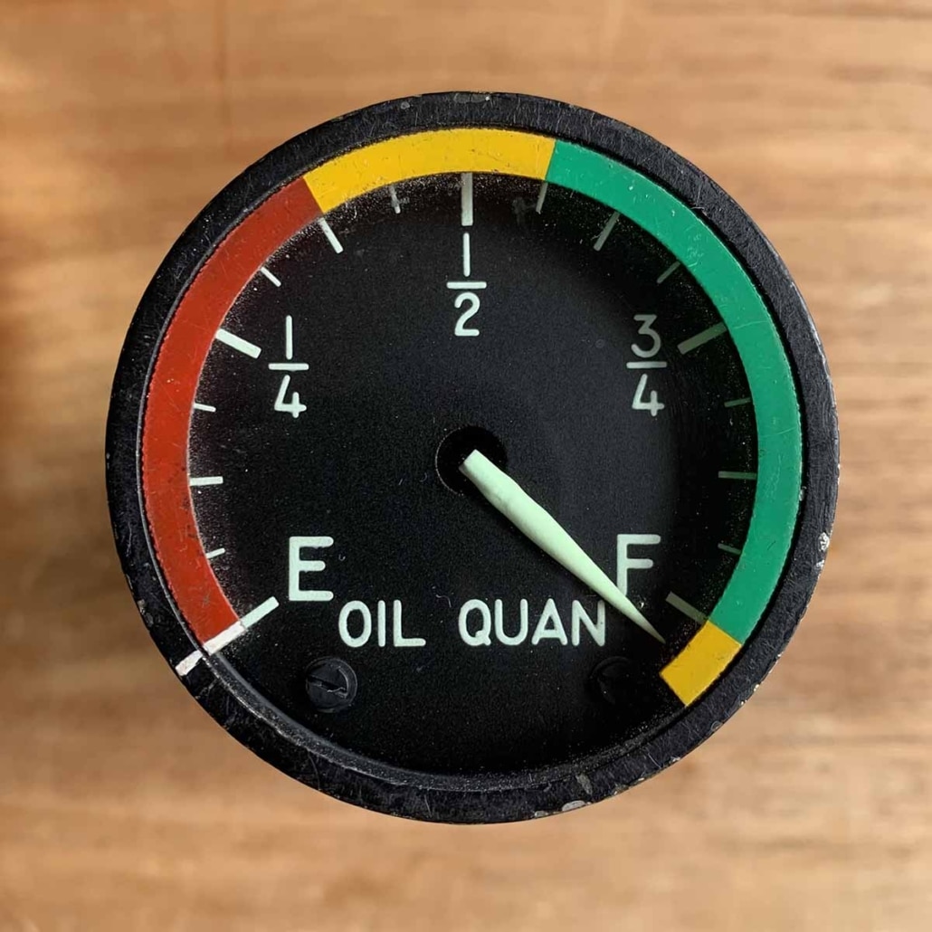 Engine oil quantity indicator Aviation Gadgets