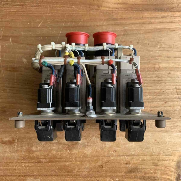 Boeing 747 hydraulic power shutoff module for sale.