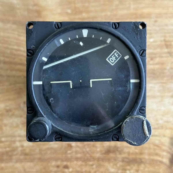 Bendix aviation corp 14608-1AN-1B gyro horizon indicator for sale.